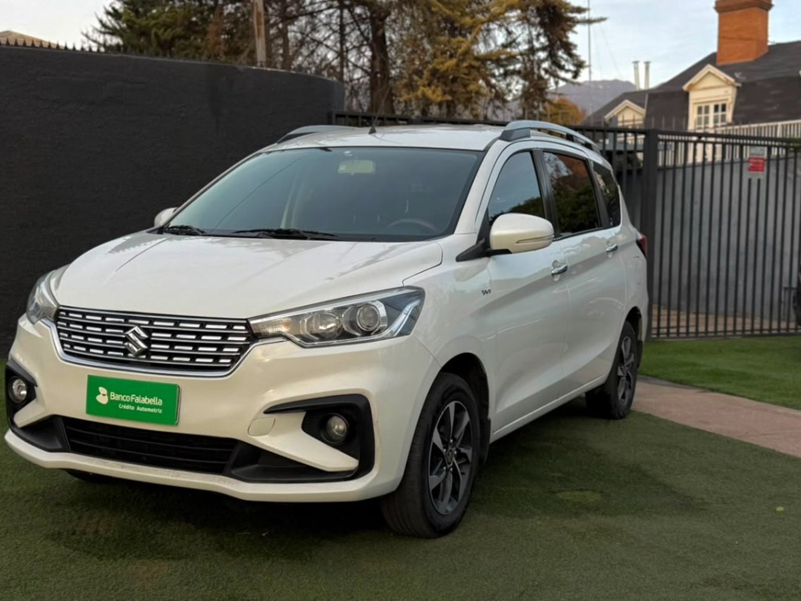 Suzuki ERTIGA GLX 1.5 FULL 2022 - Foto 5 de 10