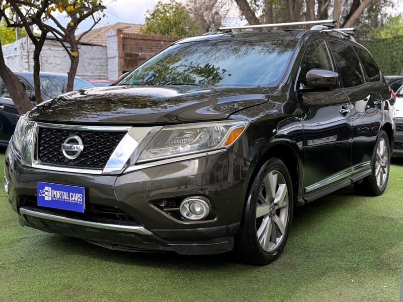 Nissan PATHFINDER EXCLUSIVE 4X4 3.5 AUT 2016 - Imagen 3 de 10
