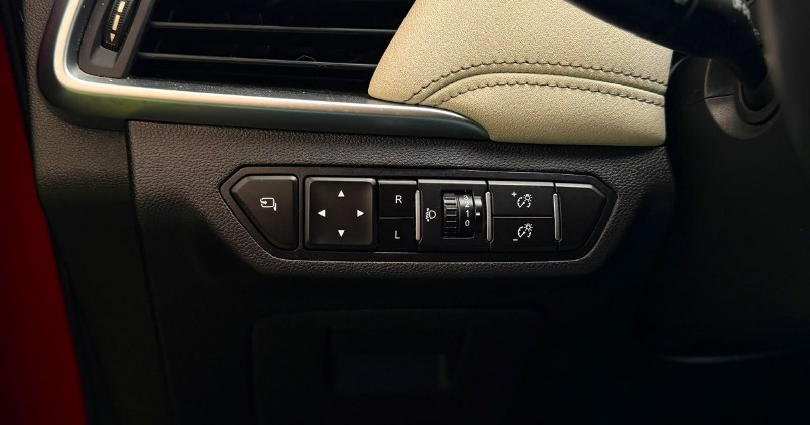 Chevrolet CAPTIVA PREMIER 1.5 2019 - Imagen 6 de 10