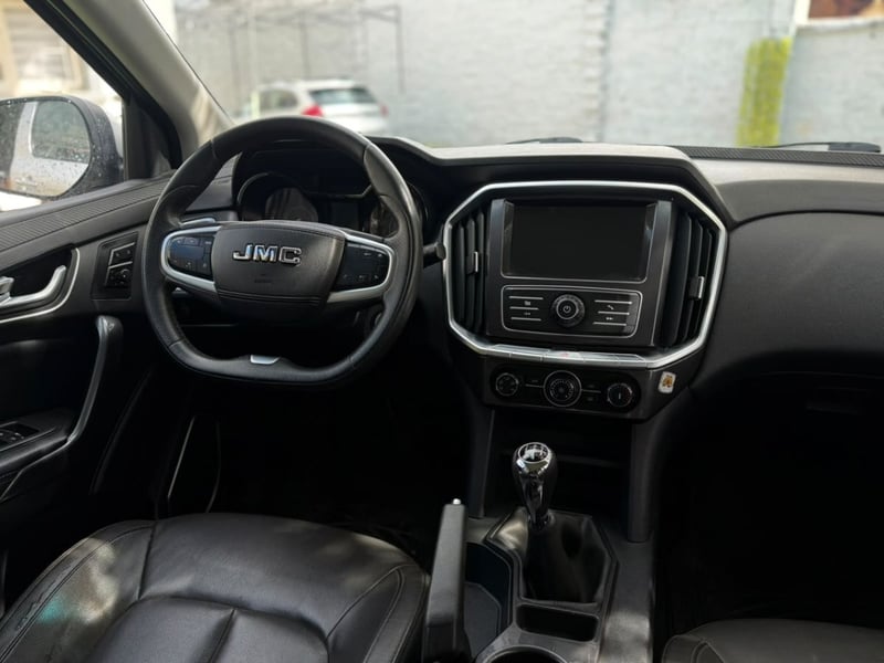 JMC VIGUS PLUS LX 2.4 DIESEL 4X2 MT 2022 - Imagen 8 de 10