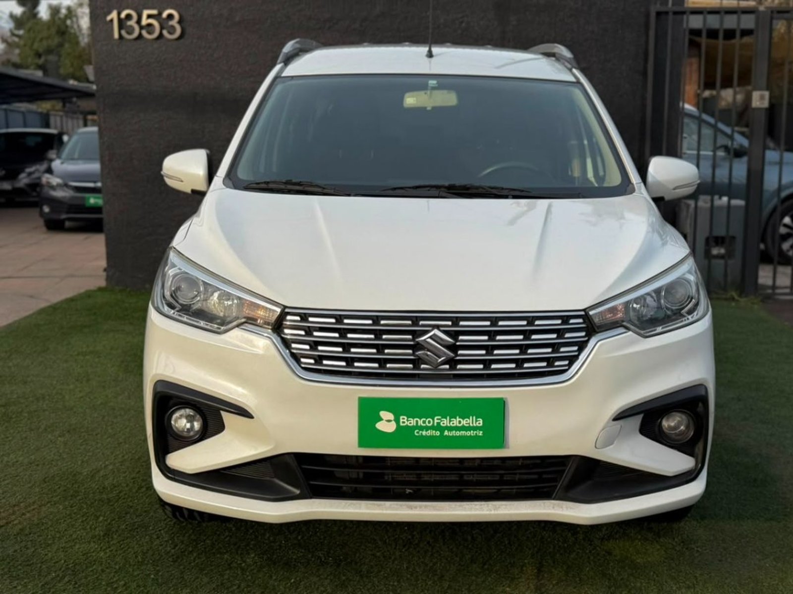Suzuki ERTIGA GLX 1.5 FULL 2022 - Foto 4 de 10
