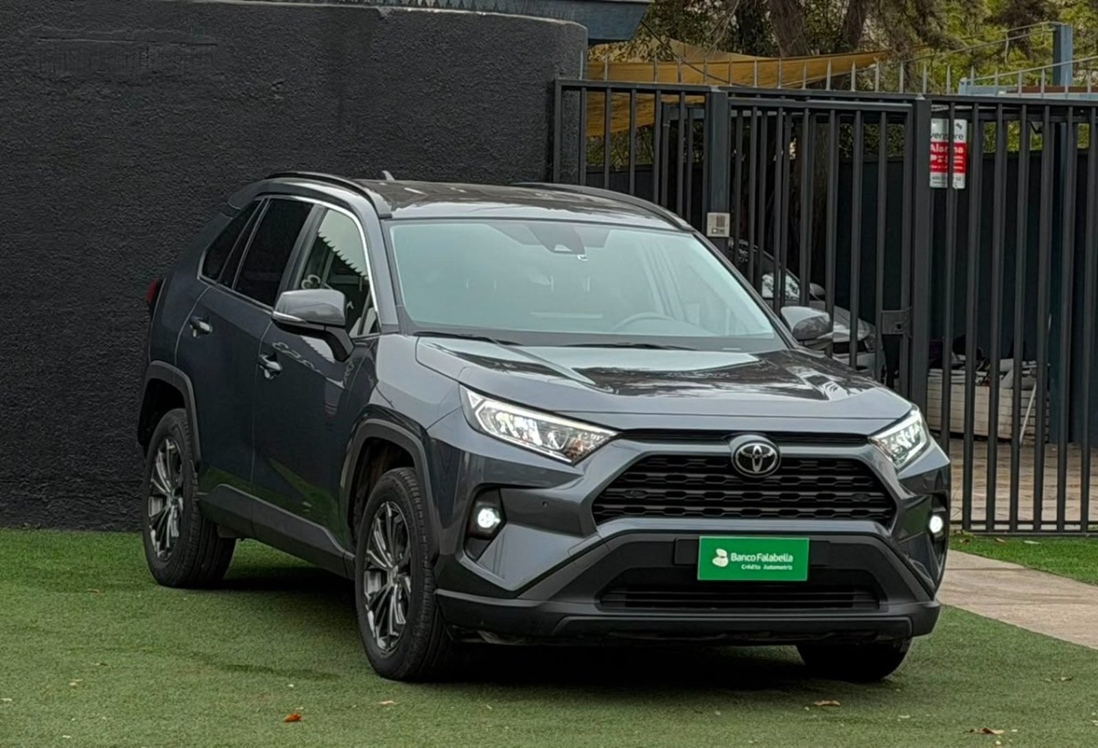 Toyota RAV 4 2.0 XLE 2023 - Imagen 8 de 10