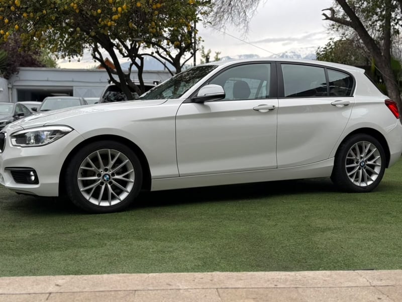 BMW 118I 1.5 MILLENIAL AUT 2018 - Imagen 9 de 10