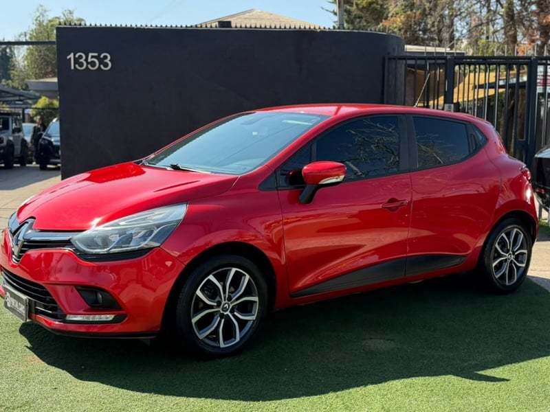 Renault CLIO HB EXPRESSION 1.2 2018 - Imagen 4 de 10