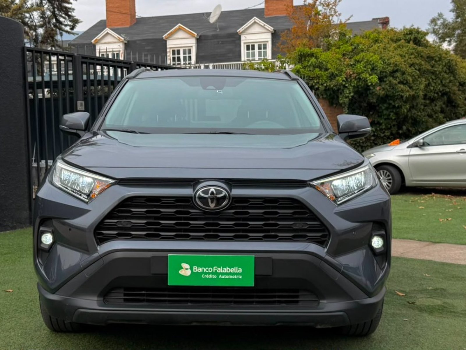 Toyota RAV 4 2.0 XLE 2023 - Foto 2 de 10