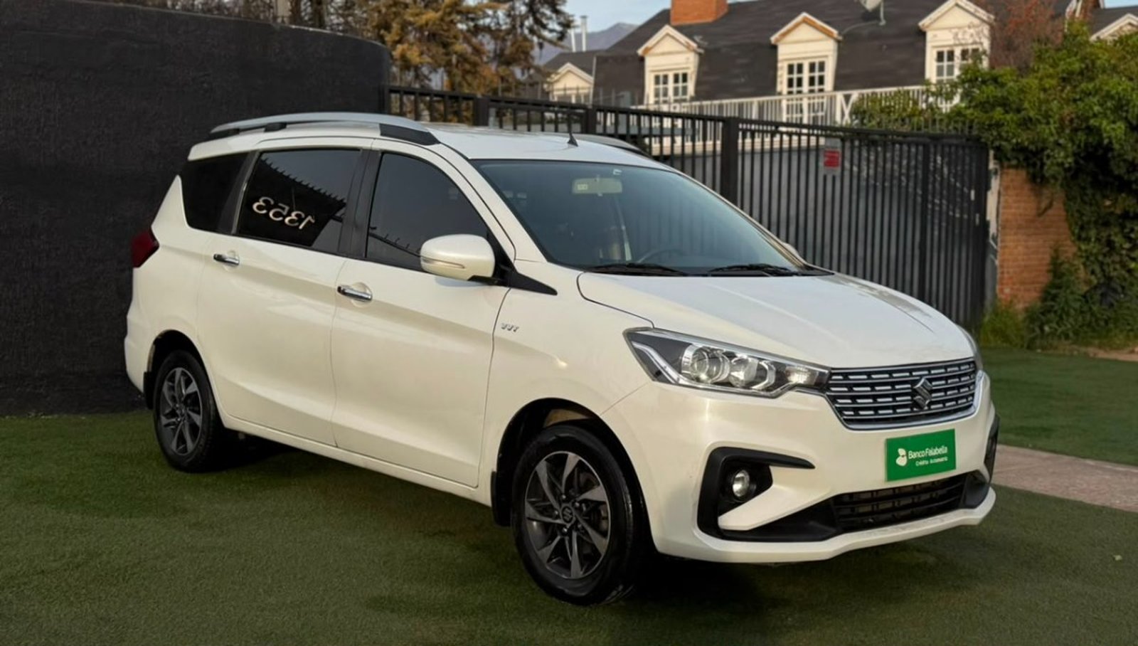 Suzuki ERTIGA GLX 1.5 FULL 2022 - Imagen 8 de 10