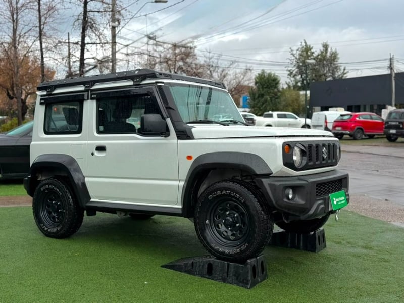 Suzuki JIMNY GL 1.5 Winche 4x4 2025 - Imagen 6 de 10