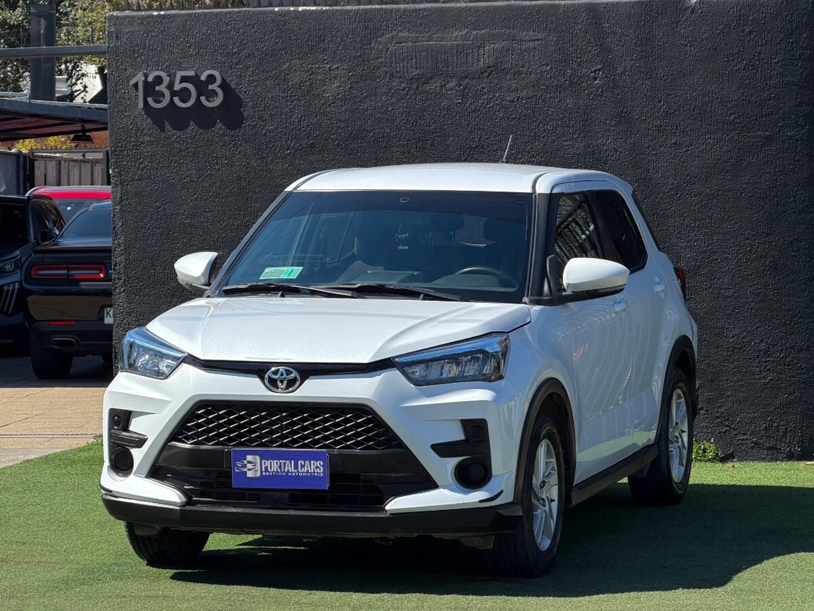 Toyota RAIZE 1.2 E AUT 2022 - Imagen 3 de 10