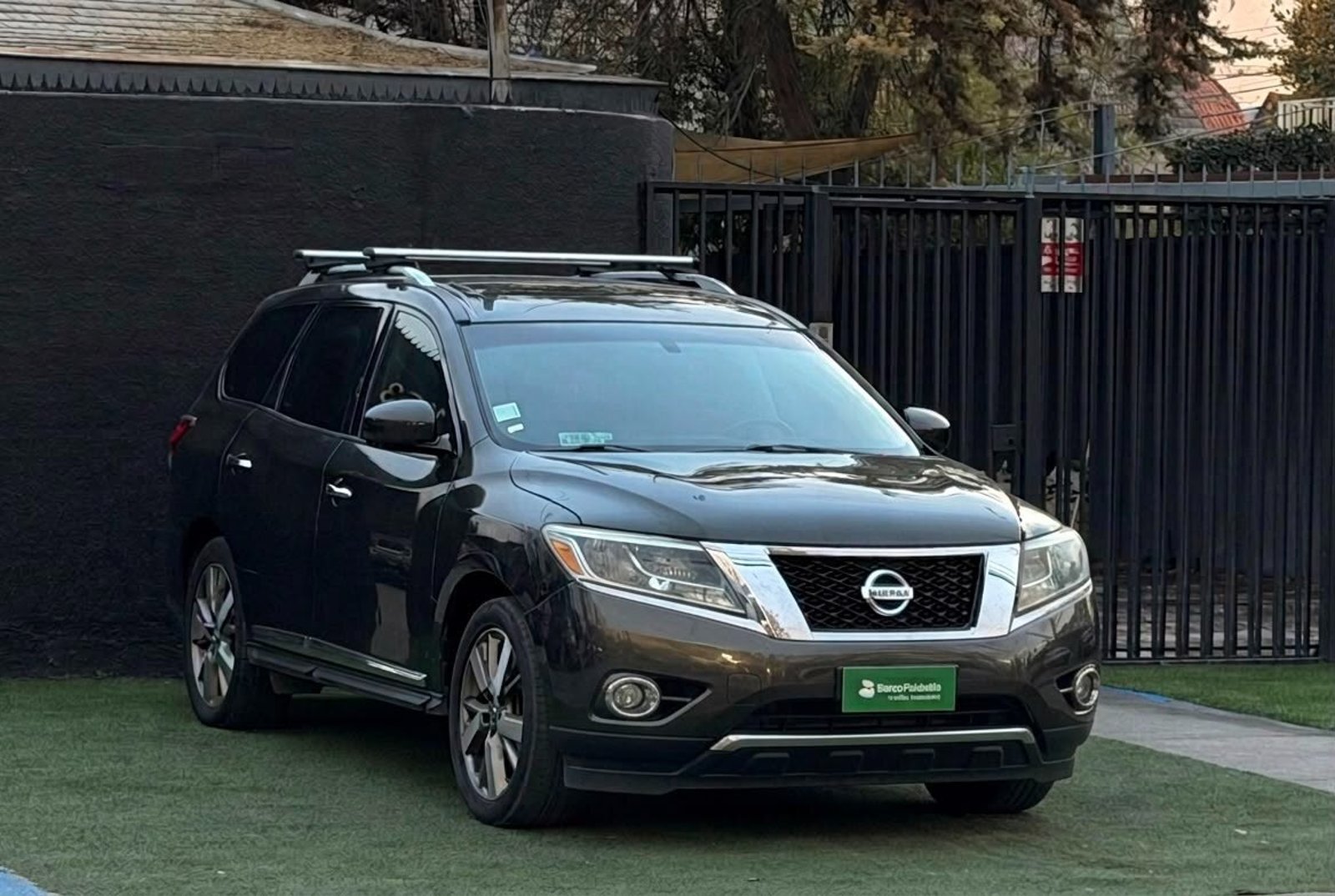 Nissan PATHFINDER Exclusive 4x4 3.5 AUT 2016 - Imagen 3 de 10
