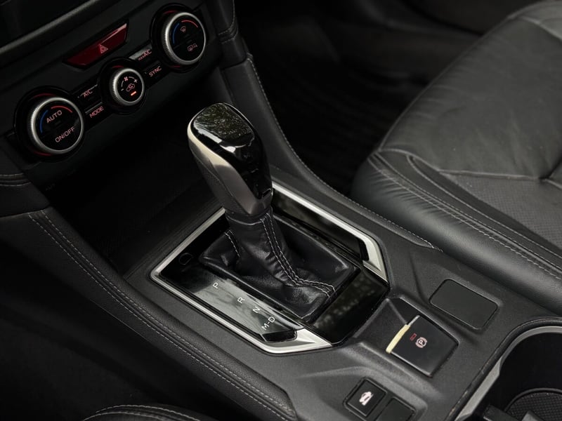 Subaru IMPREZA 2.0 Limited AUT 4X4 2019 - Imagen 7 de 10