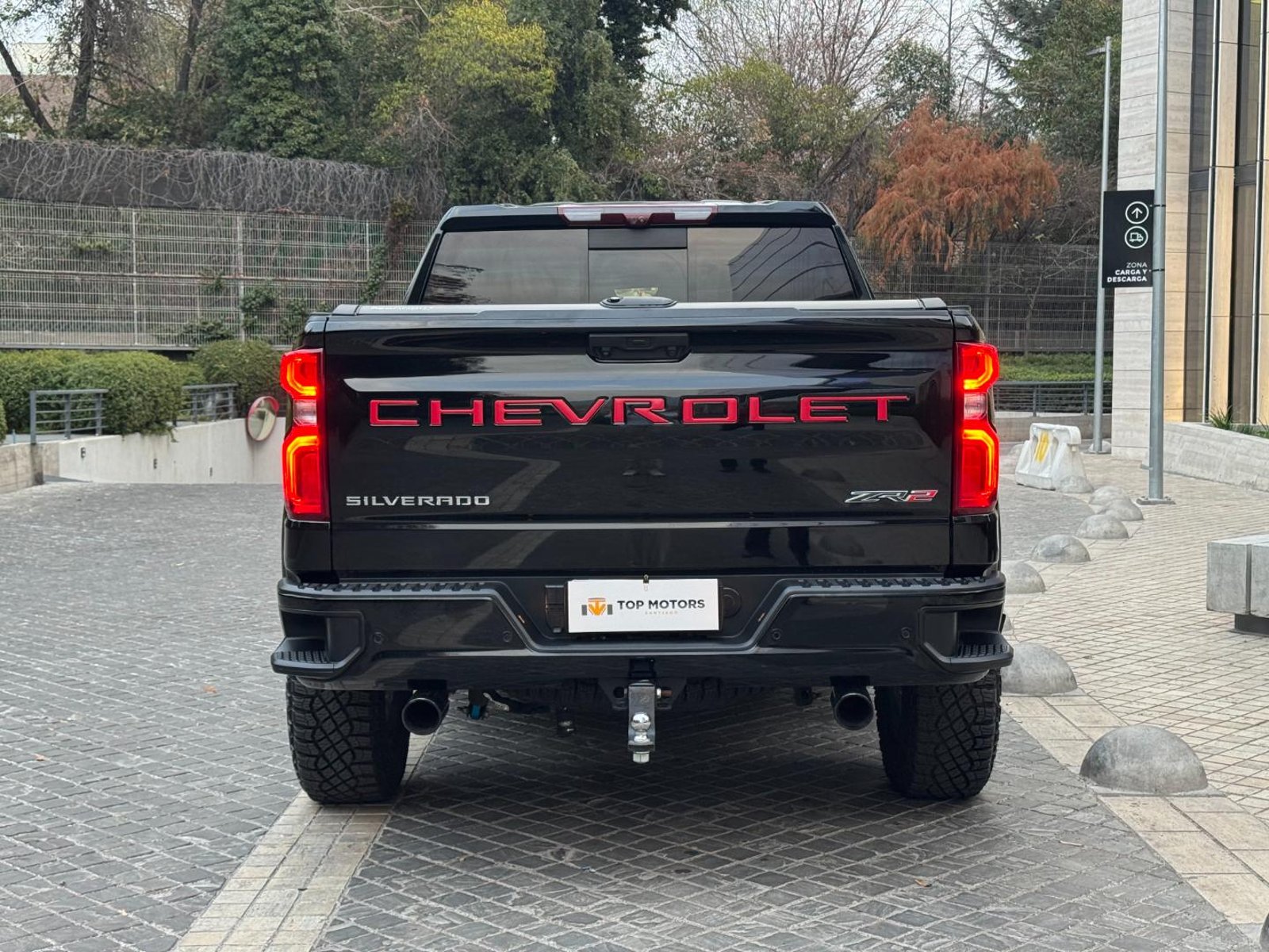 Chevrolet SILVERADO 6.2 ZR2 AUTO DC 4WD R 2023 - Foto 5 de 19