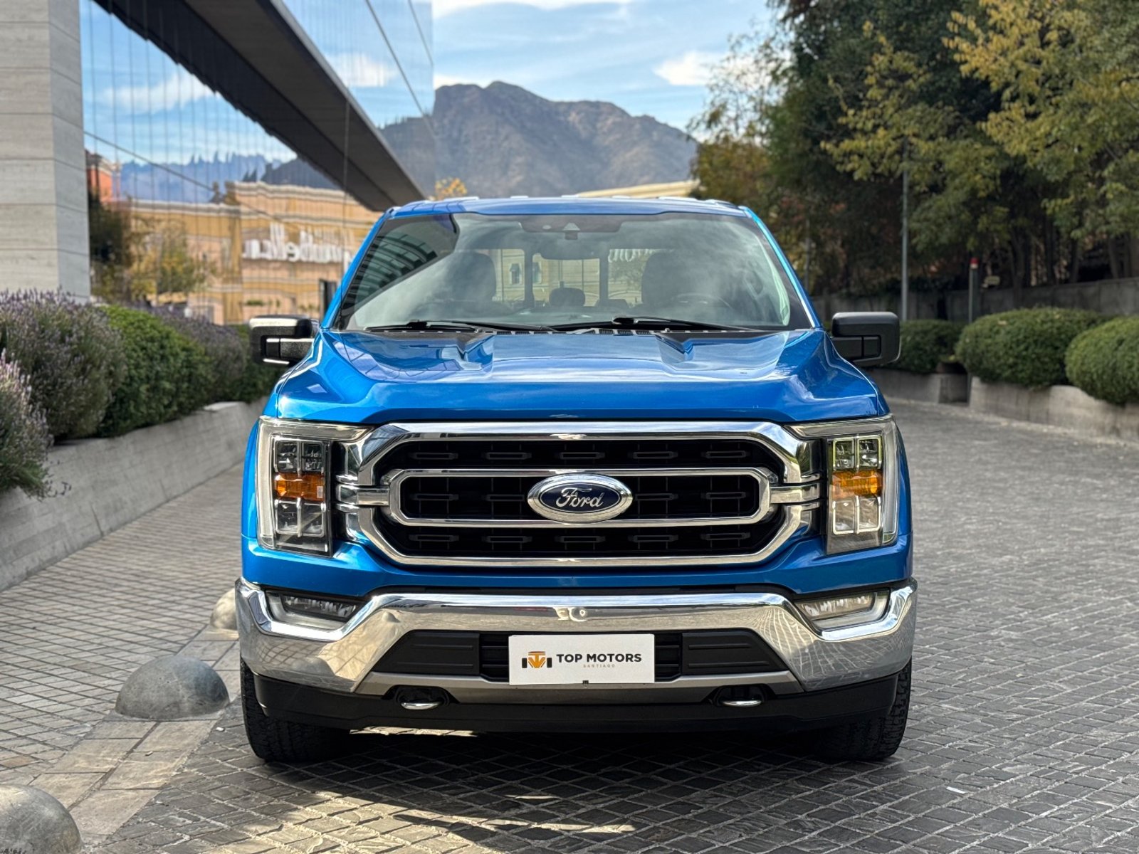 Ford F-150 XLT 2022 - Foto 2 de 18