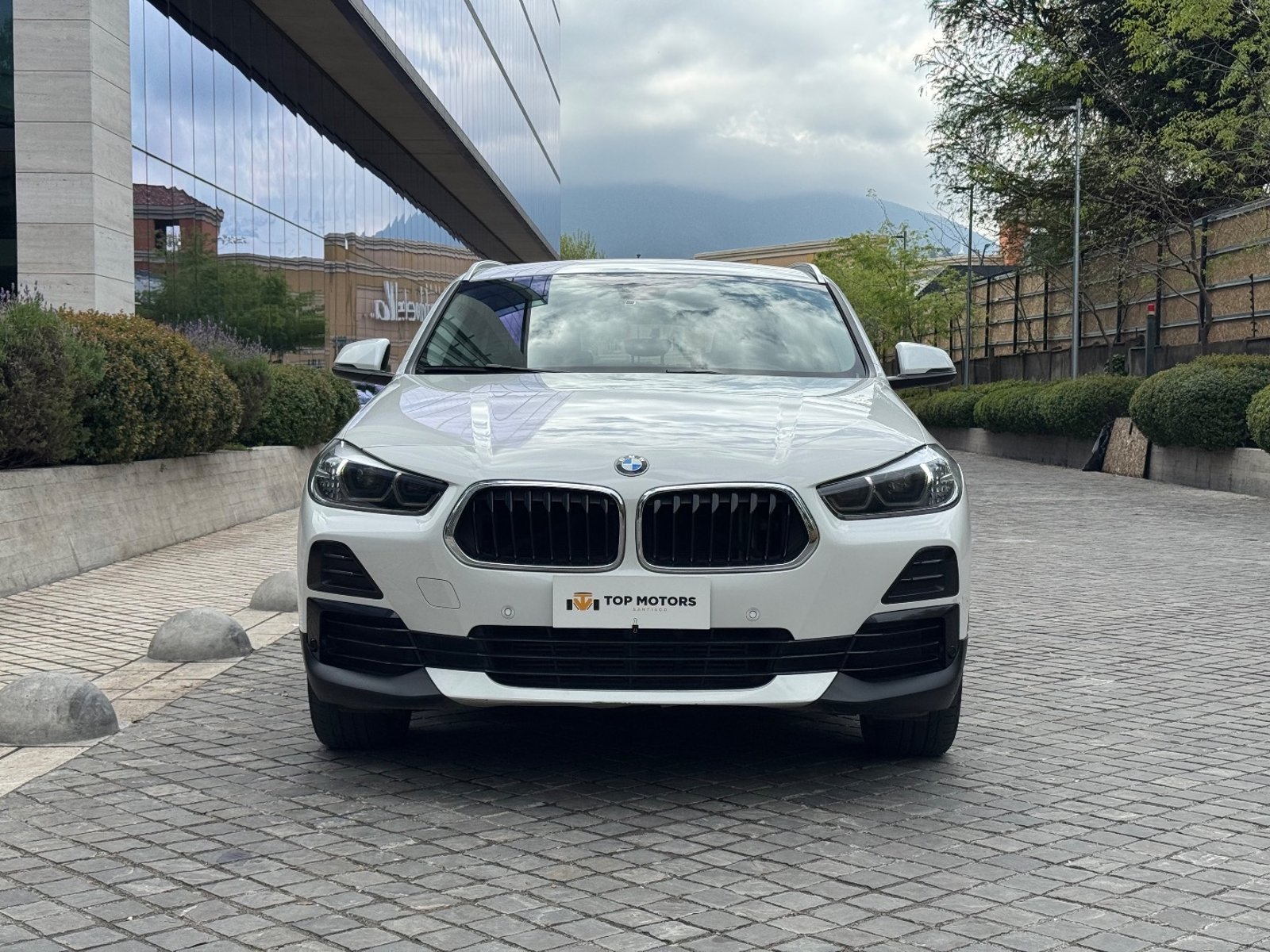 BMW X2 sDrive18d 2021 - Foto 2 de 18