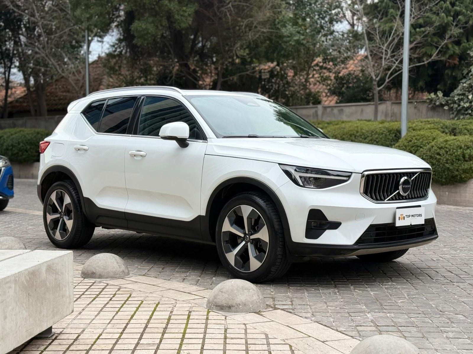 Volvo XC40 B4 Plus 2023 - Foto 4 de 20