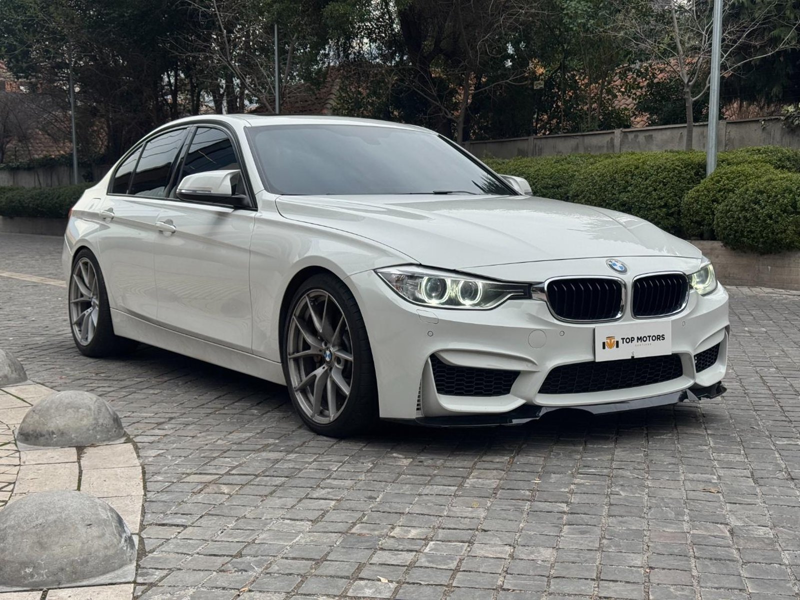 BMW 335I SEDÁN M SPORT 🇩🇪 2016 - Foto 3 de 19