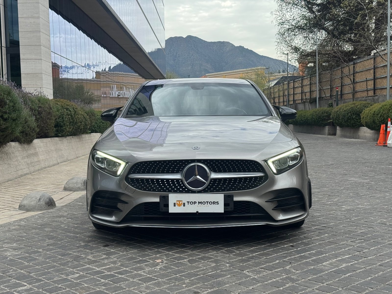 Mercedes-Benz A200 D amg 2020 - Foto 2 de 19