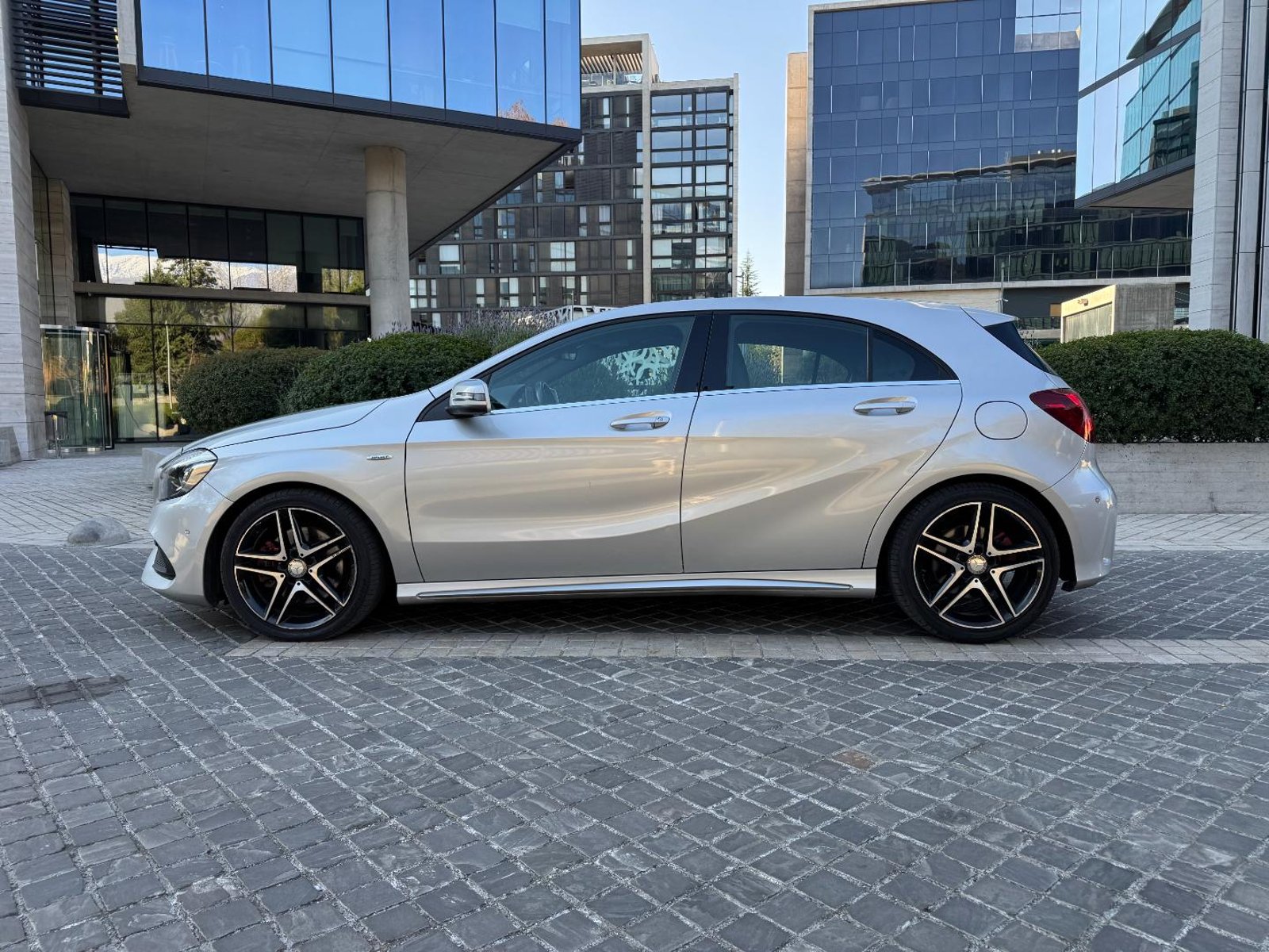 Mercedes-Benz A250 2017 - Imagen 7 de 19