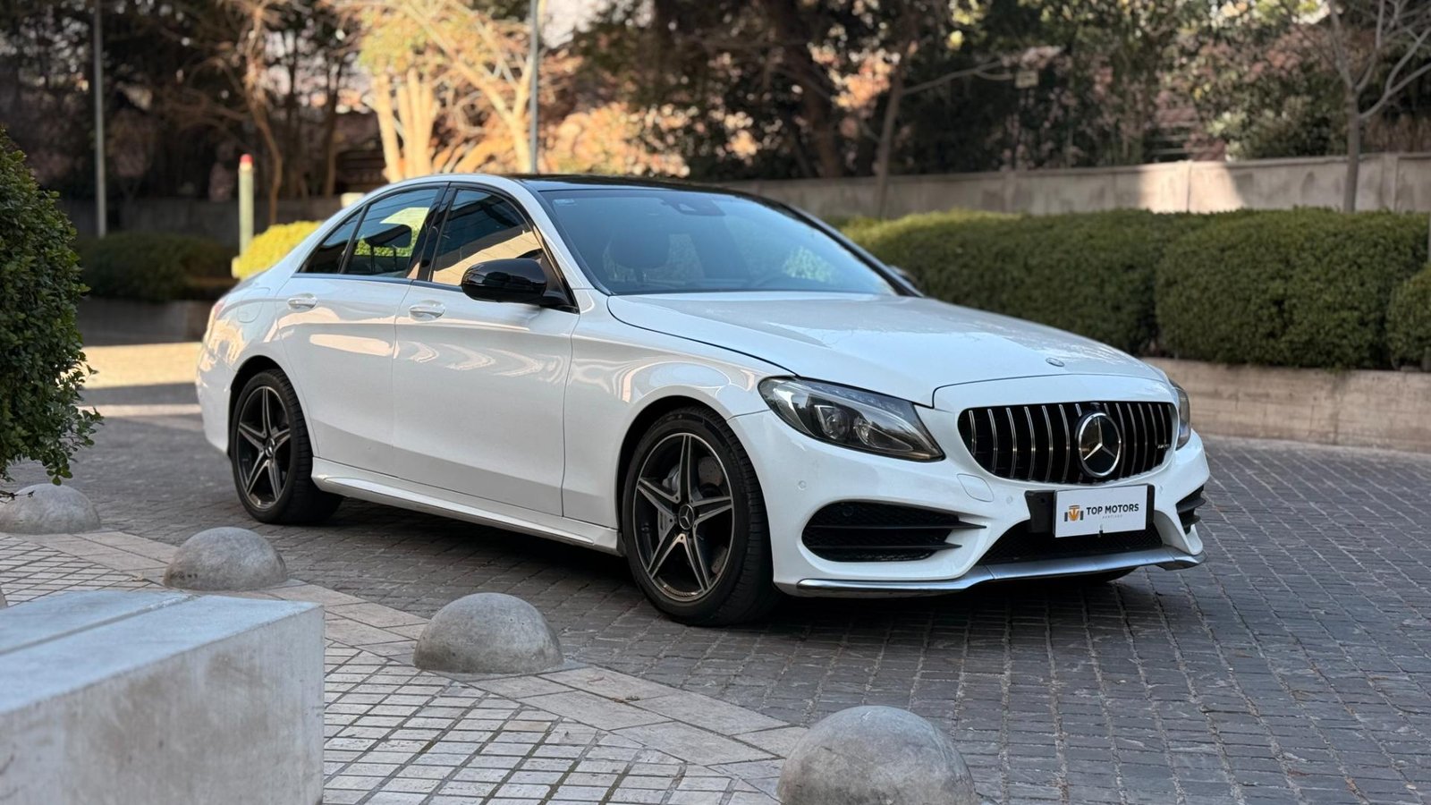 Mercedes-Benz C43 C 43 AMG 2017 - Foto 4 de 16