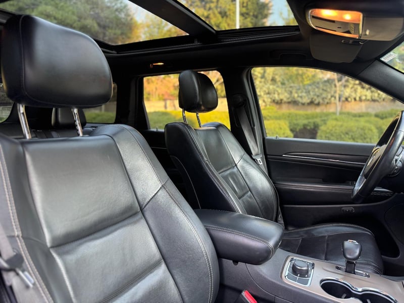 Jeep Grand Cherokee 3.6 LIMITED LX 4X4 AT 5P 2015 - Imagen 16 de 19