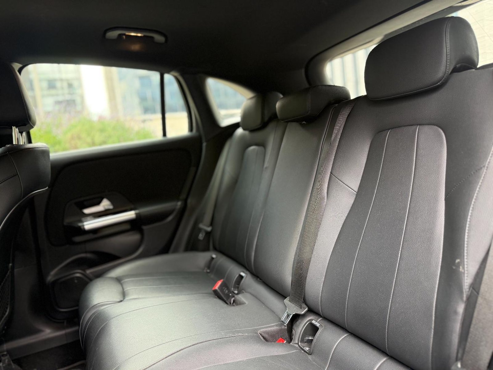 Mercedes-Benz GLA 200 2022 - Imagen 18 de 19