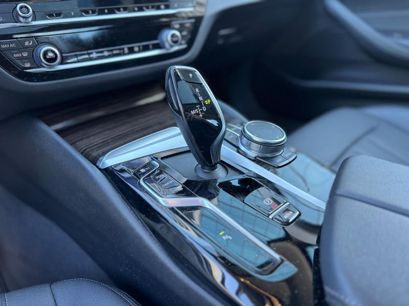 BMW 520d 2023 - Imagen 10 de 18
