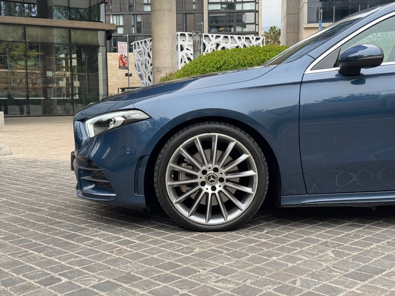 Mercedes-Benz A250 2.0 AMG LINE 2023 - Imagen 8 de 17