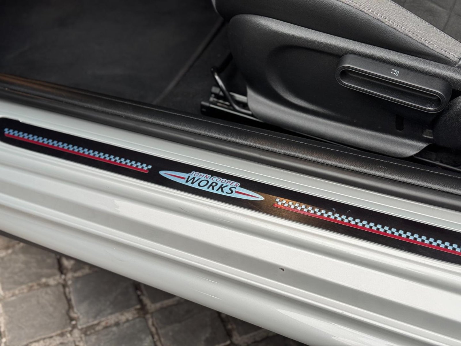 Mini COOPER JOHN COOPER WORKS SPITFIRE 2022 - Imagen 9 de 19