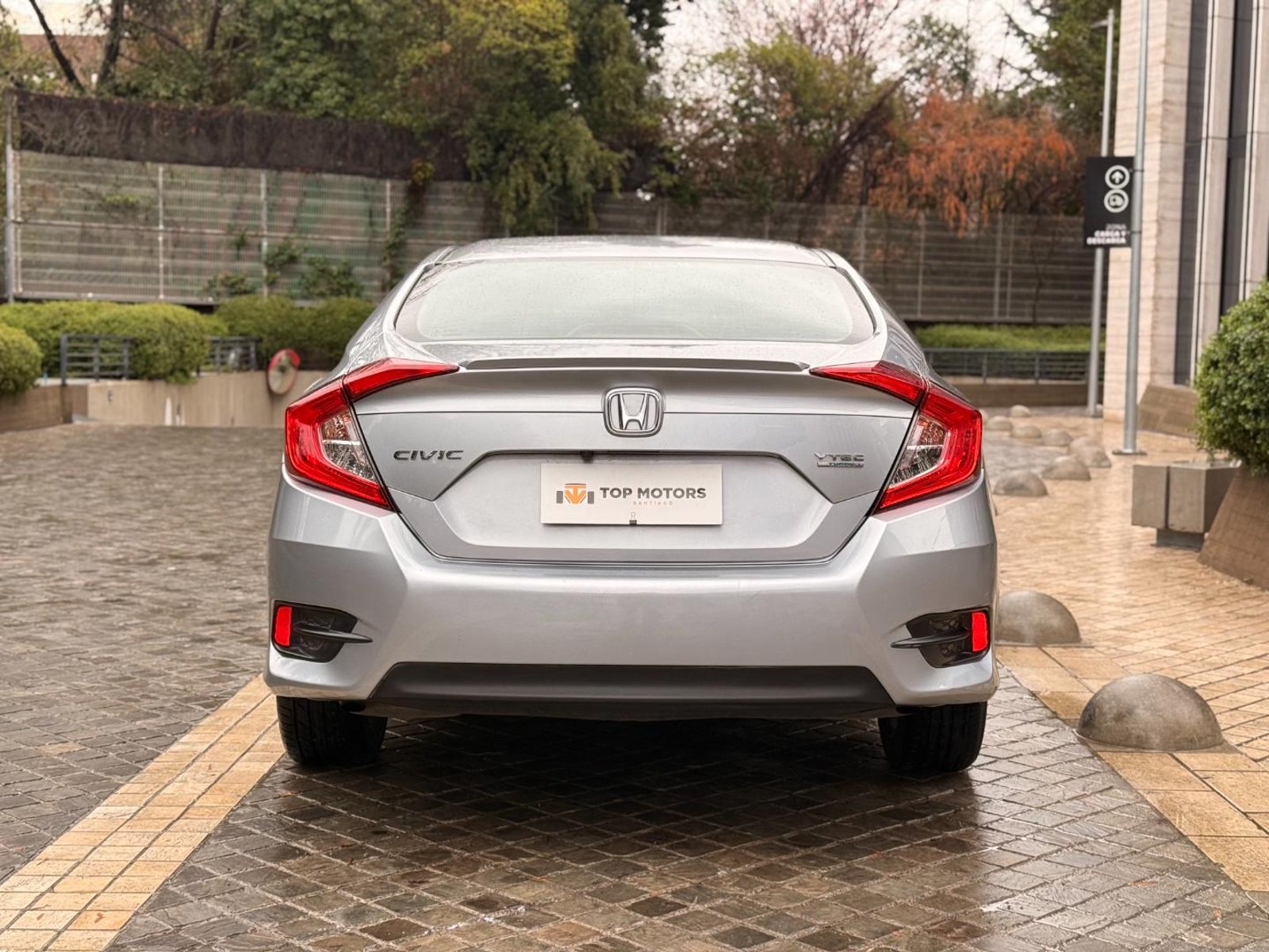 Honda CIVIC EX 1.5 2017 - Imagen 6 de 20