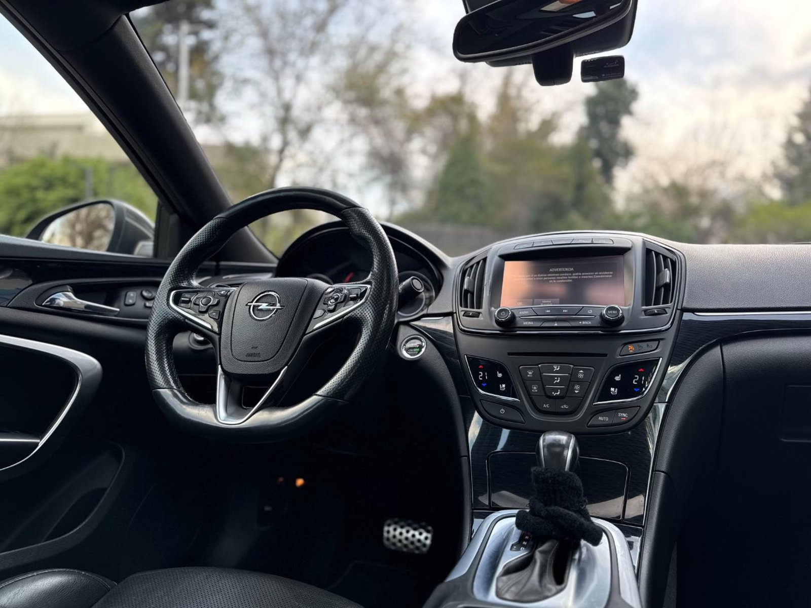 Opel INSIGNIA Elegance 2.0 Turbo 2016 - Imagen 11 de 17