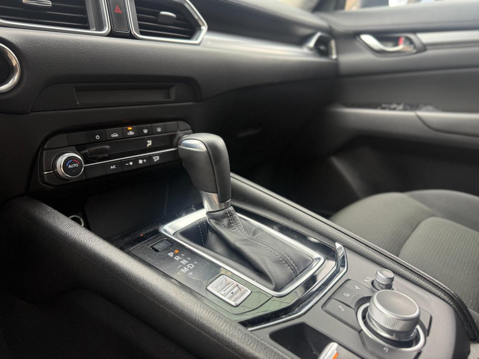Mazda CX-5 2024 - Imagen 15 de 20