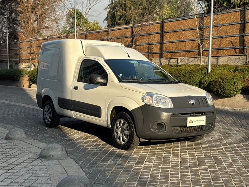 RAM VAN 700 RAPID 2022 - Imagen 3 de 14