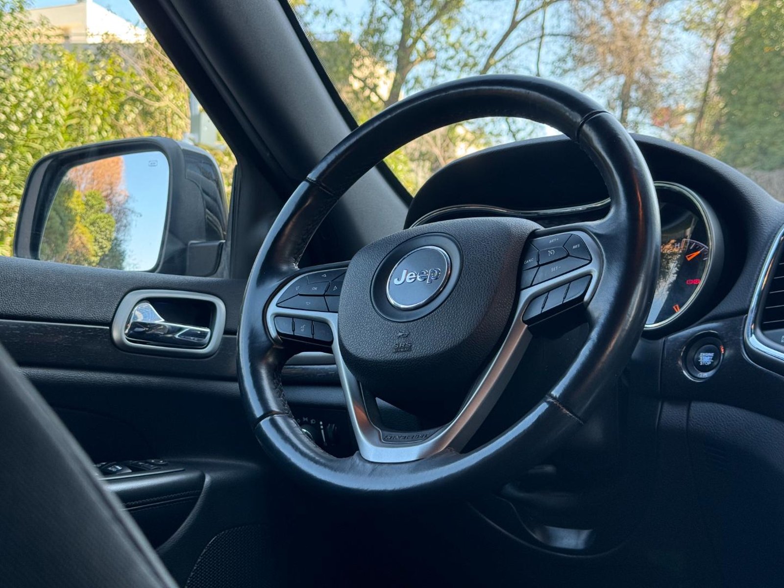 Jeep Grand Cherokee Laredo 3.6 V6 4x4 2018 - Imagen 13 de 19