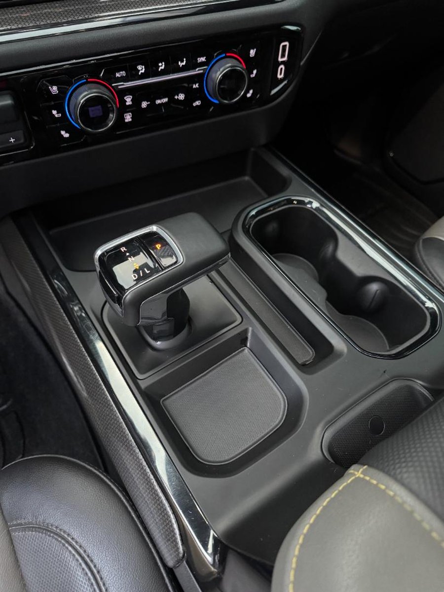CHEVROLET SILVERADO 6.2 ZR2 AUTO DC 4WD R 2023 - Imagen 12 de 19