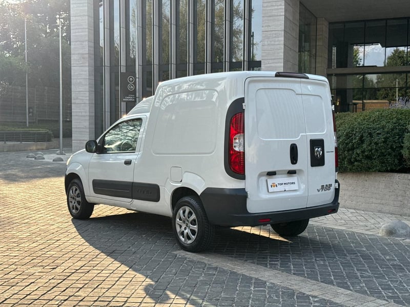 RAM VAN 700 RAPID 2022 - Imagen 6 de 14