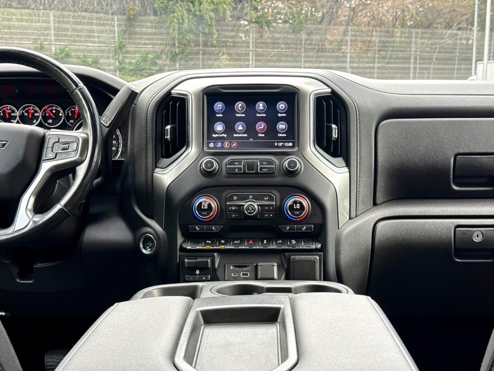 Chevrolet SILVERADO TRAIL BOSS LT Z71 5.3 2021 - Imagen 13 de 19