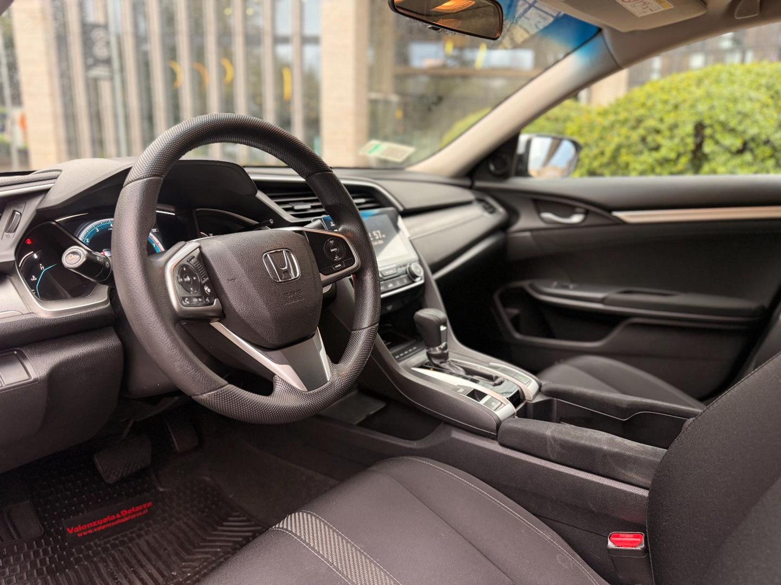 Honda CIVIC EX 1.5 2017 - Imagen 13 de 20