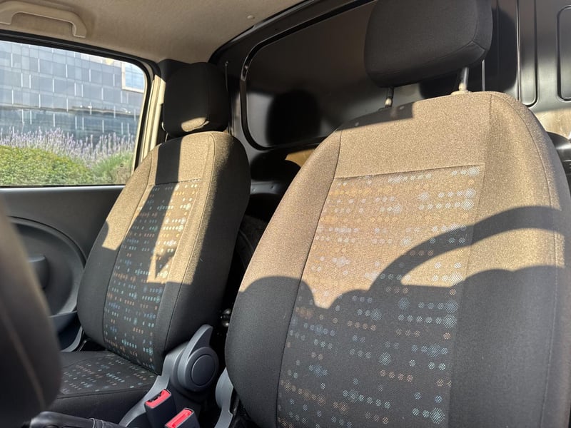 RAM VAN 700 RAPID 2022 - Imagen 12 de 14