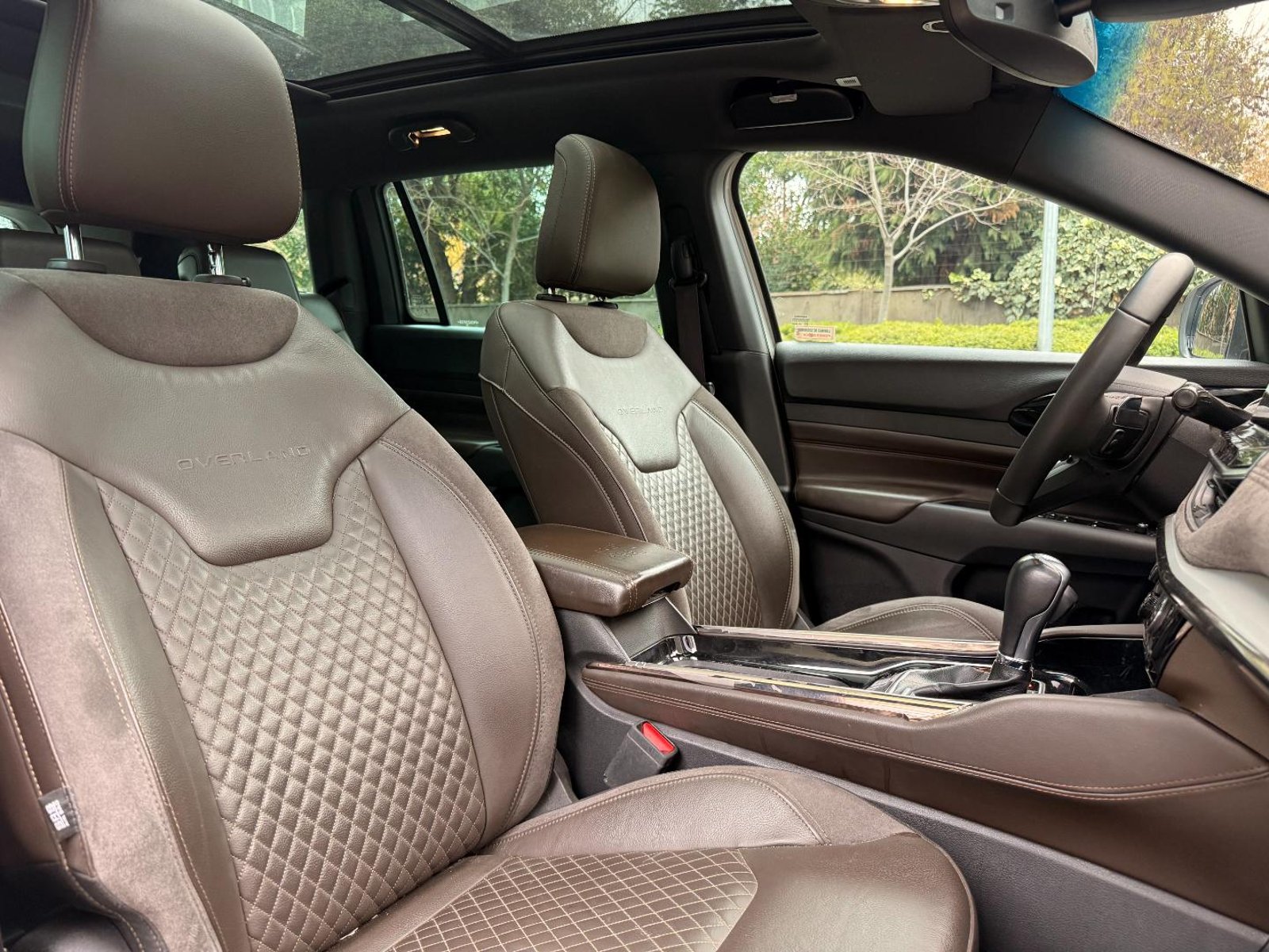Jeep COMMANDER 2023 - Imagen 16 de 20