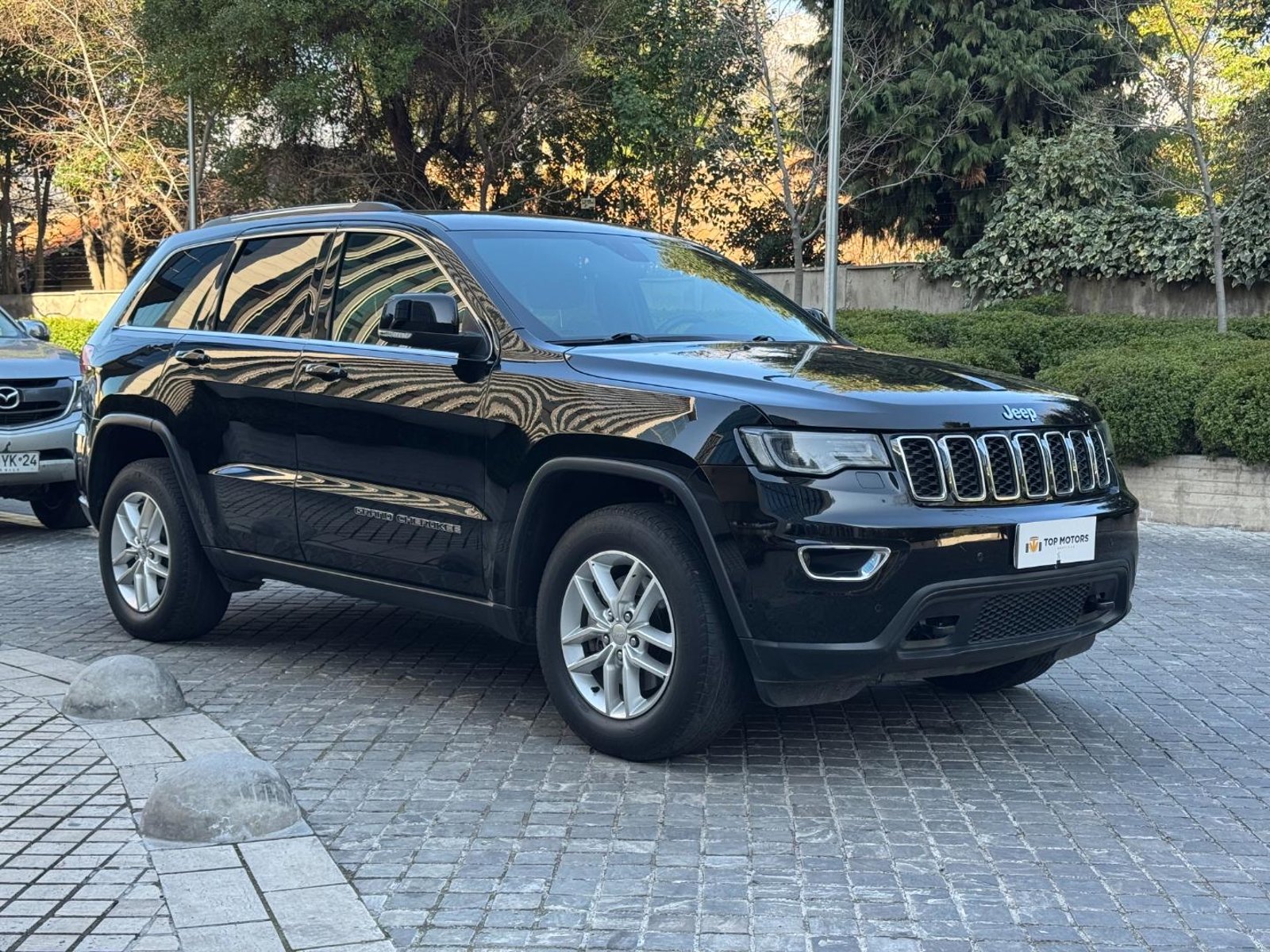 Jeep Grand Cherokee Laredo 3.6 V6 4x4 2018 - Imagen 3 de 19