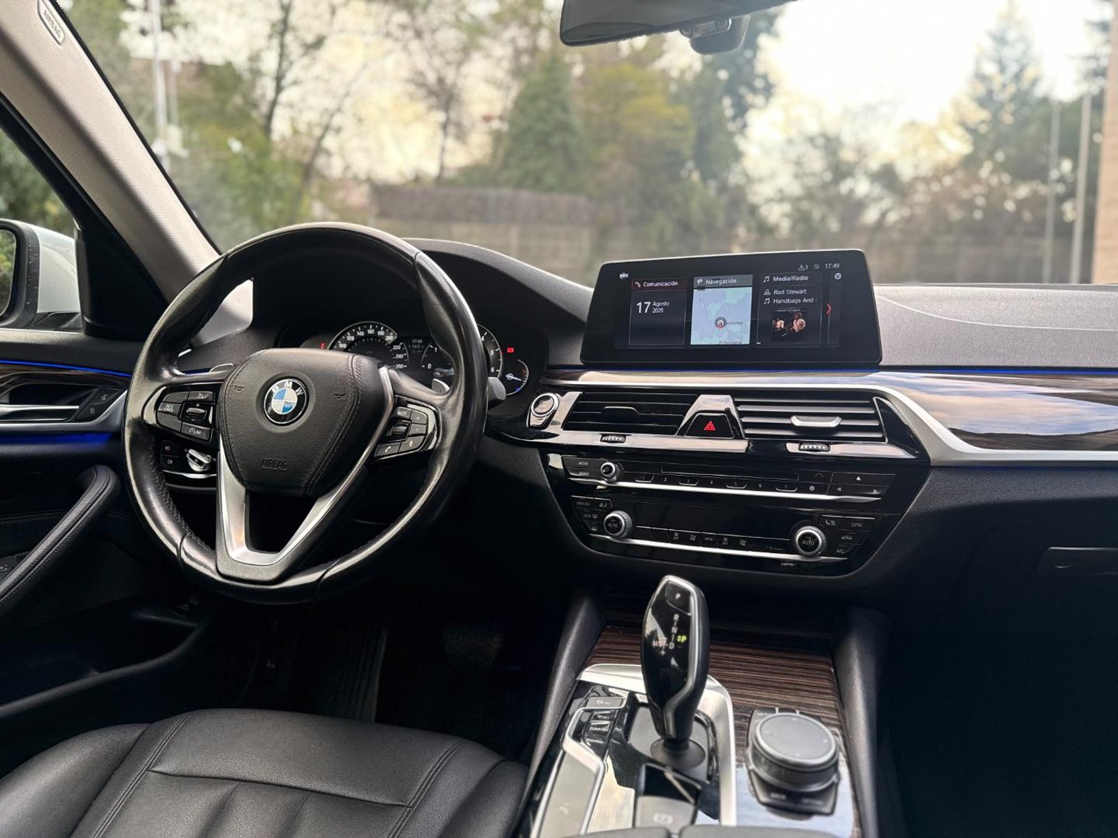 BMW 520i executive 2018 - Imagen 9 de 19
