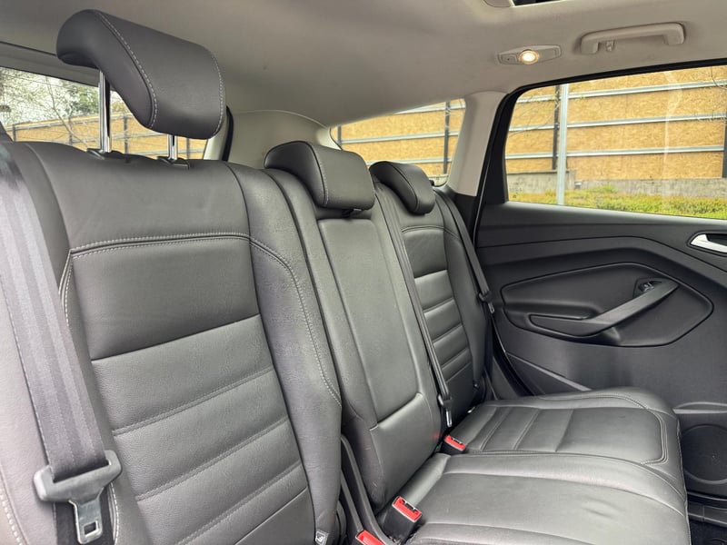 Ford ESCAPE Titanium 2.0 EcoBoost AWD 2018 - Imagen 19 de 19