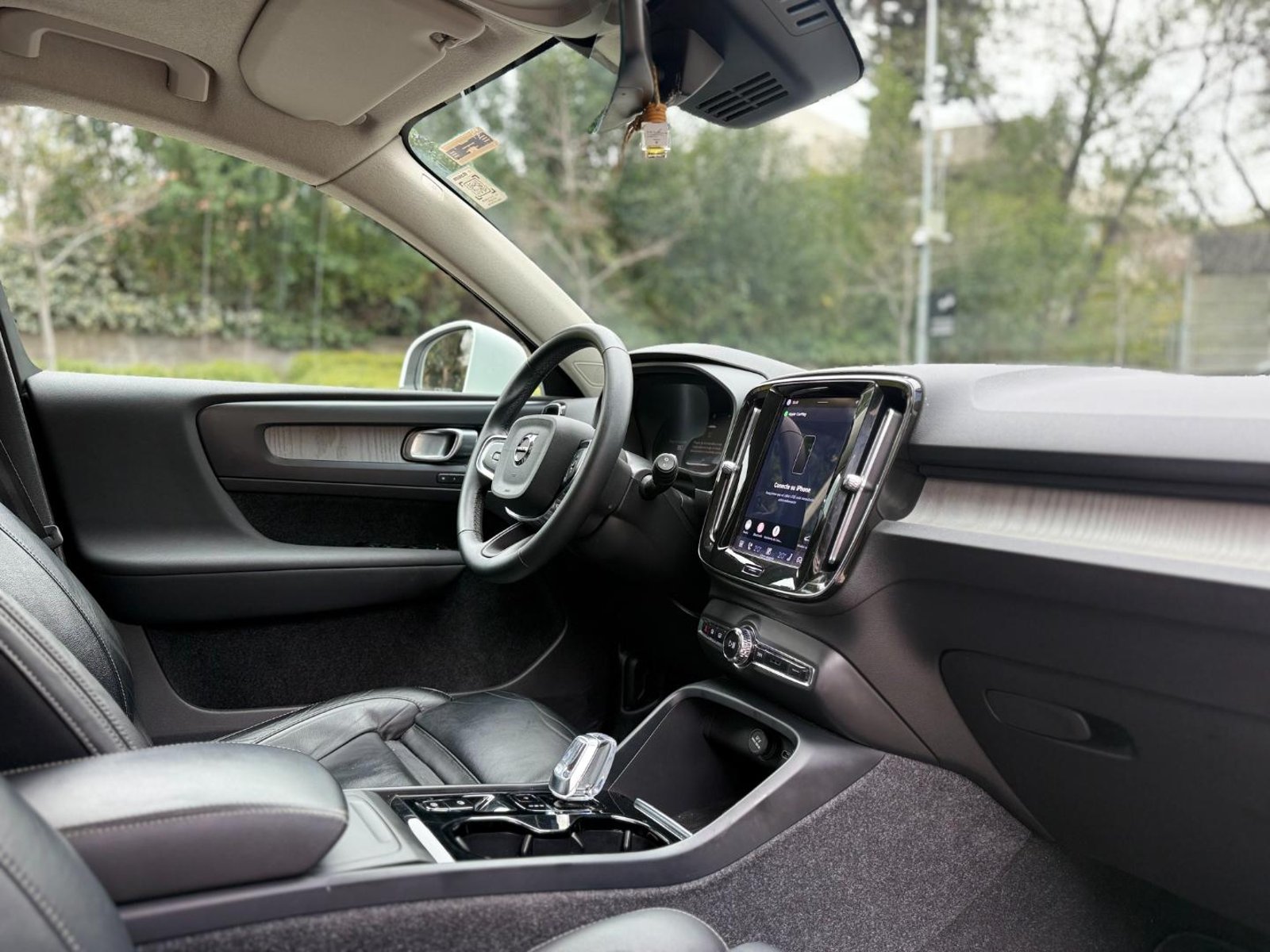 Volvo XC40 B4 Plus 2023 - Imagen 18 de 20
