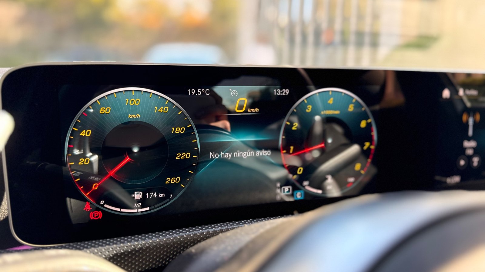 MERCEDES-BENZ A250 2020 - Imagen 13 de 19