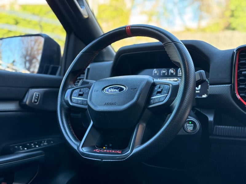 Ford RANGER Raptor X 3.0 V6 4x4 AT 2025 - Imagen 10 de 19
