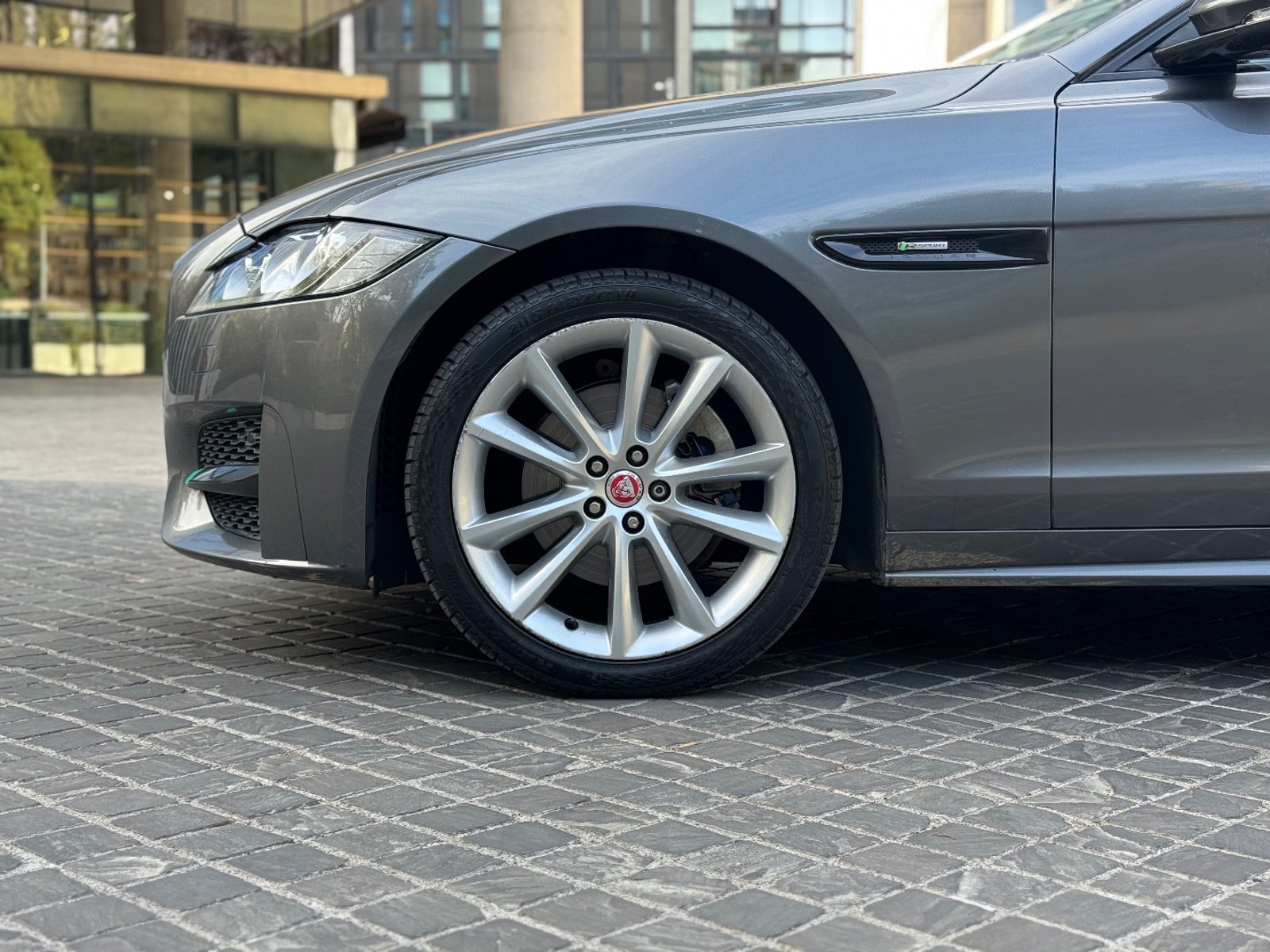 JAGUAR XF 2.0 R-Sport 2017 - Imagen 8 de 19