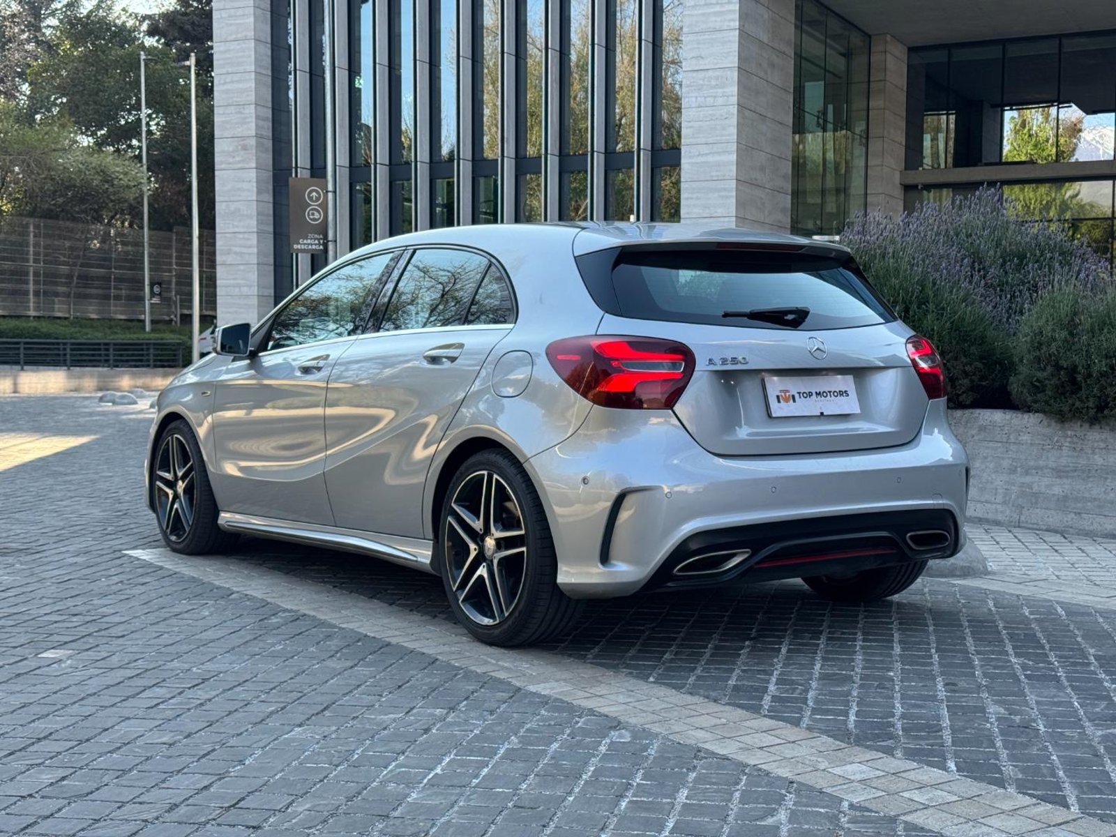 Mercedes-Benz A250 2017 - Imagen 6 de 19