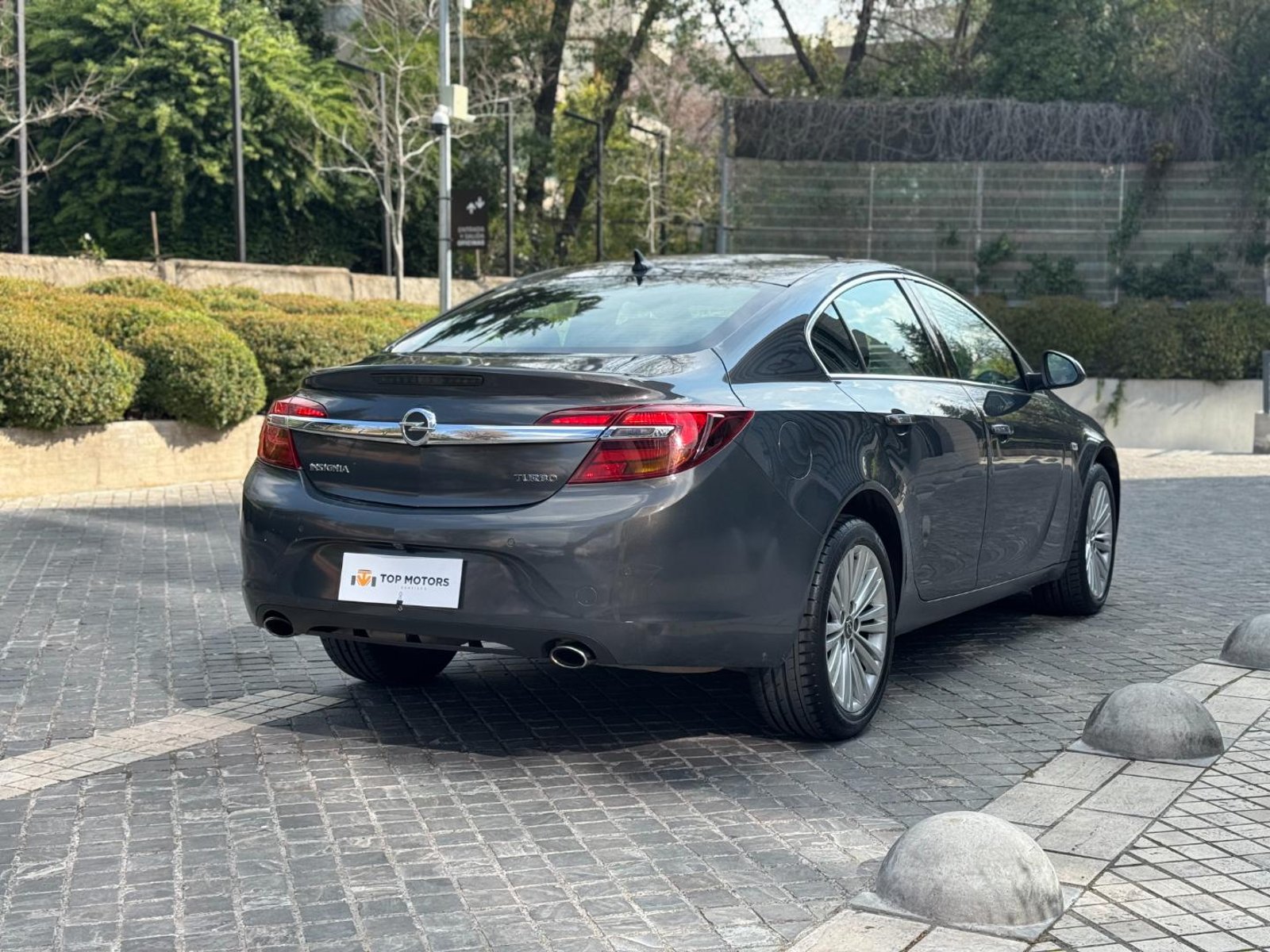 Opel INSIGNIA Elegance 2.0 Turbo 2016 - Foto 4 de 17