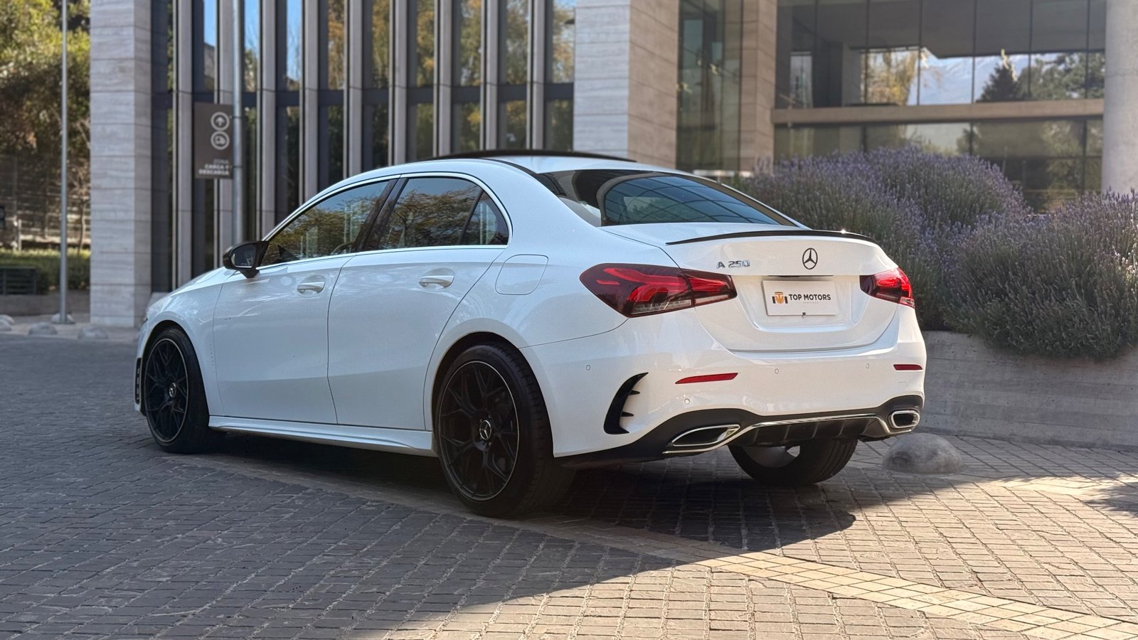 MERCEDES-BENZ A250 2020 - Foto 5 de 19