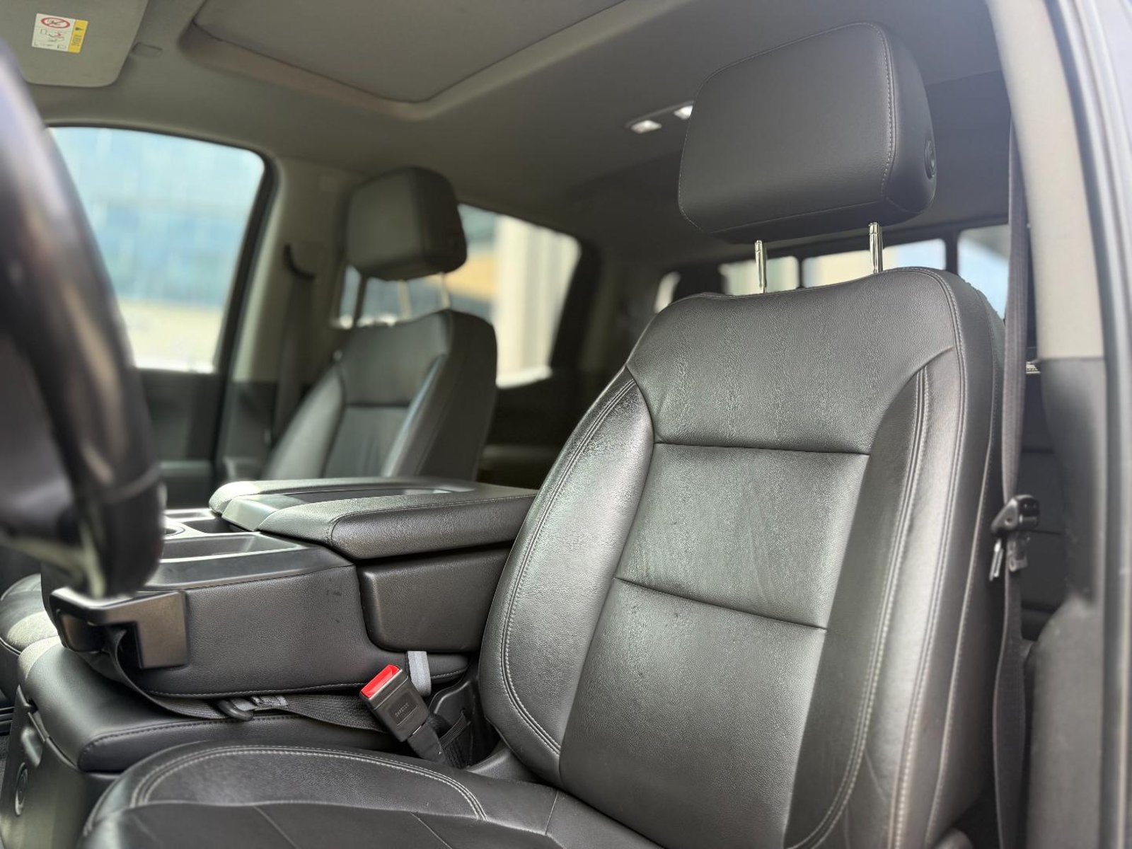 Chevrolet SILVERADO TRAIL BOSS LT Z71 5.3 2021 - Imagen 15 de 19