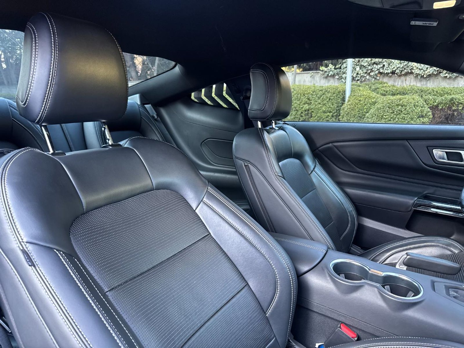 FORD MUSTANG 5.0 GT PREMIUM 4X2 COUPE AT 2P 2025 - Imagen 16 de 18
